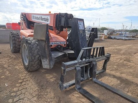 2018 SKYTRAK 10054 Forklift Variable Reach 10000# 50'-62'