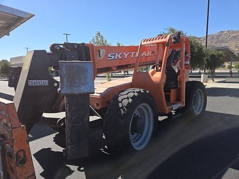 2018 SKYTRAK 10054 Forklift Variable Reach 10000# 50'-62'