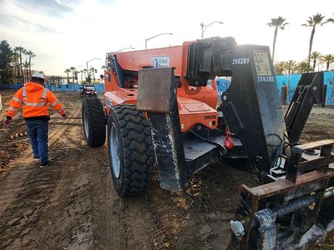 2018 SKYTRAK 10054 Forklift Variable Reach 10000# 50'-62'