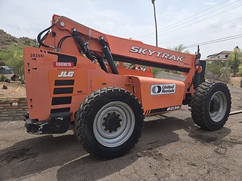 2018 SKYTRAK 6036 Forklift Variable Reach 6000# 35-39'