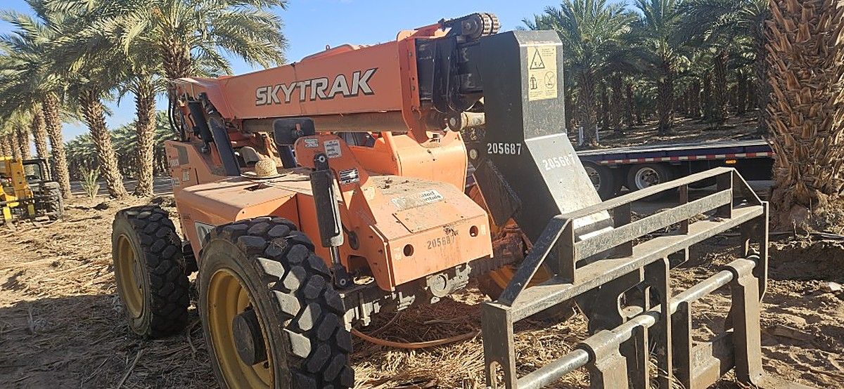 SKYTRAK 6036 photo 7