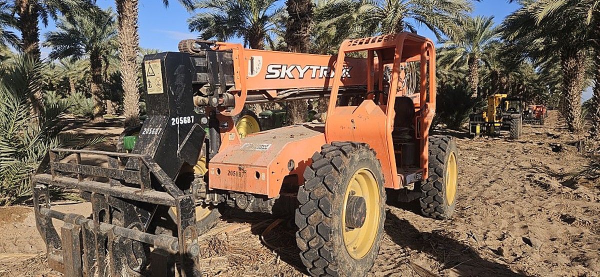 SKYTRAK 6036 photo 10
