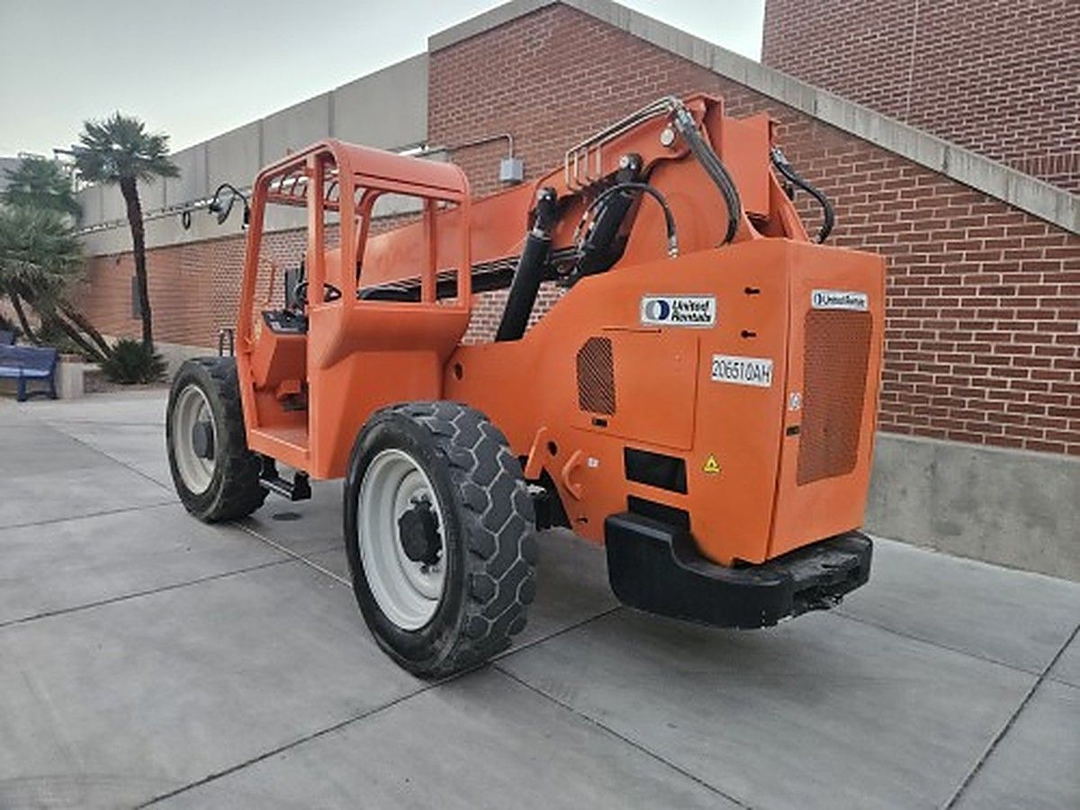 SKYTRAK 6036 photo 4