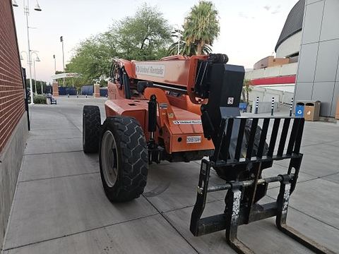 2018 SKYTRAK 6036 Forklift Variable Reach 6000# 35-39'