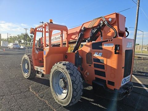 2018 SKYTRAK 6042 Forklift Variable Reach 6000# 40-49'