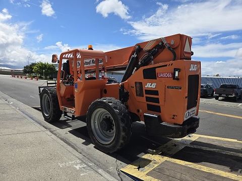 2018 SKYTRAK 8042 Forklift Variable Reach 8000# 40-49'