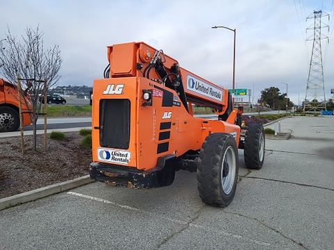 2018 SKYTRAK 8042 Forklift Variable Reach 8000# 40-49'