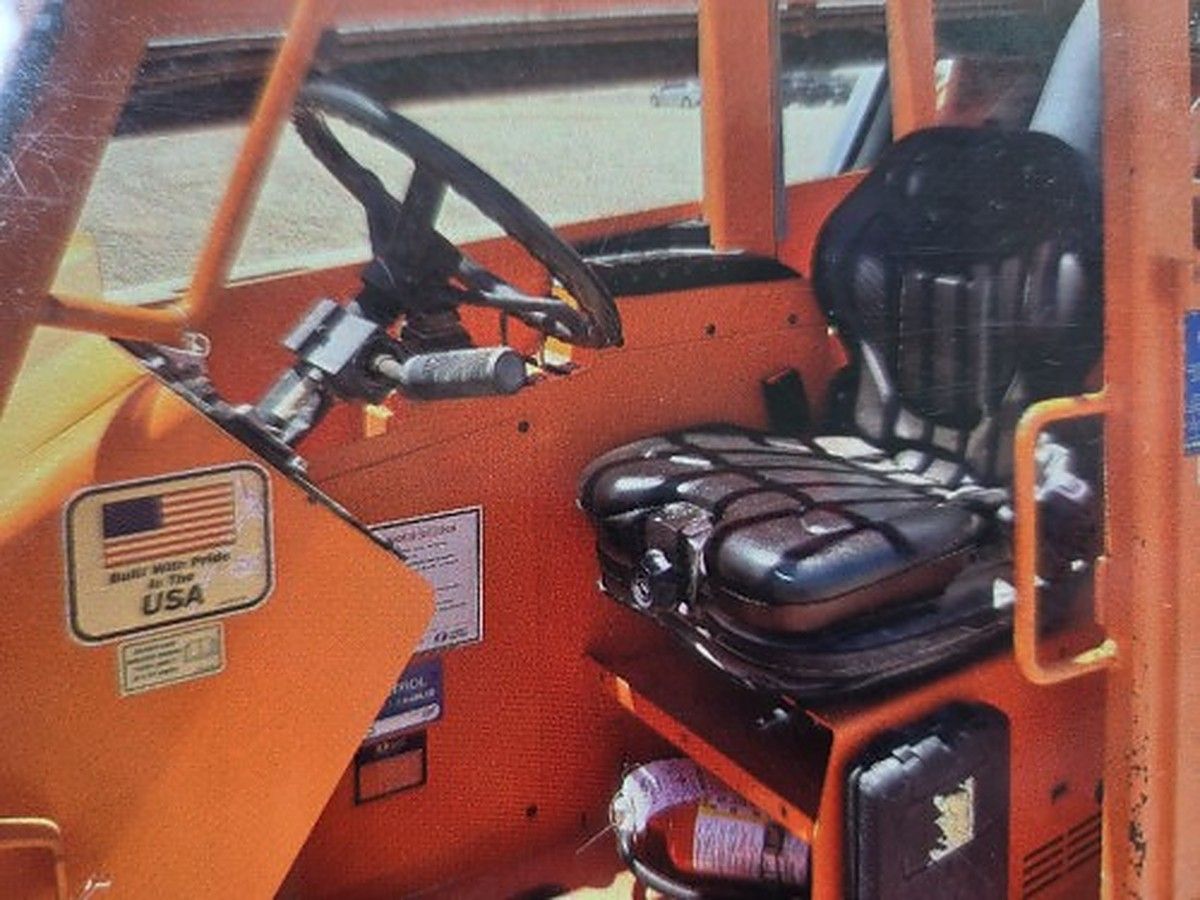 SKYTRAK 8042 photo 19
