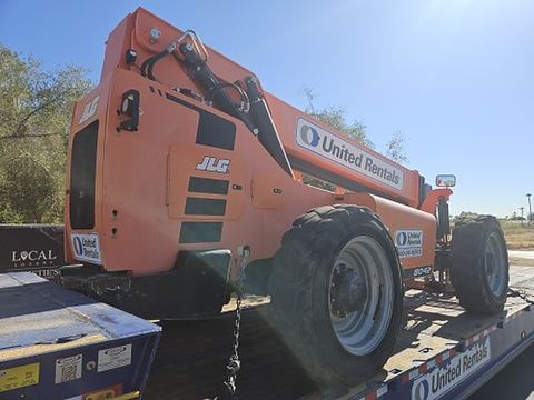 2018 SKYTRAK 8042 Forklift Variable Reach 8000# 40-49'