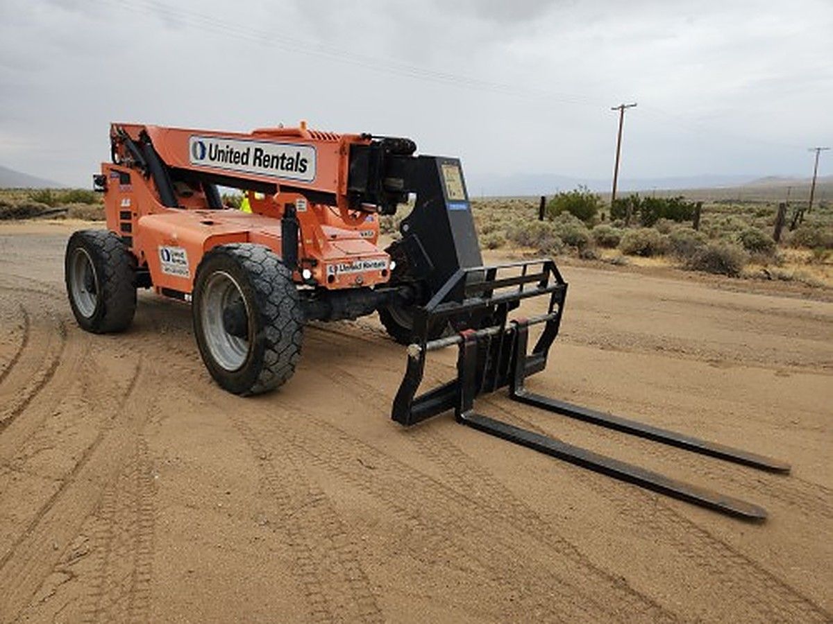 SKYTRAK 8042 photo 2