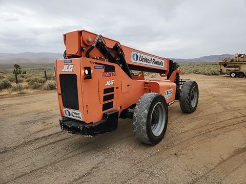 2018 SKYTRAK 8042 Forklift Variable Reach 8000# 40-49'