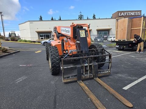 2018 SKYTRAK 8042 Forklift Variable Reach 8000# 40-49'