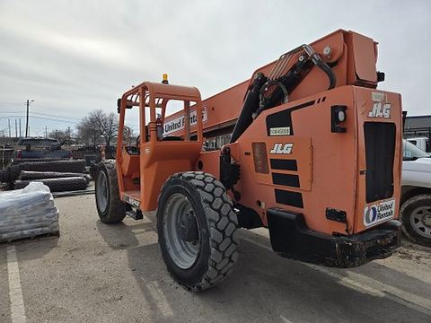 2018 SKYTRAK 8042 Forklift Variable Reach 8000# 40-49'