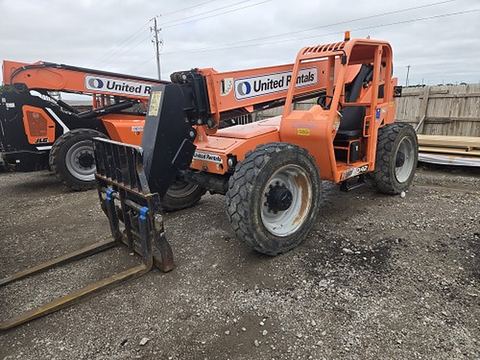 2018 SKYTRAK 8042 Forklift Variable Reach 8000# 40-49'