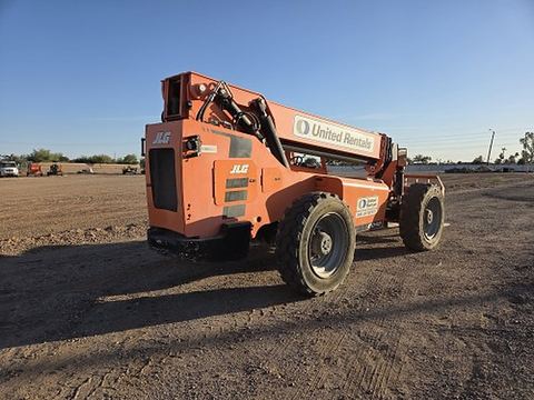 2018 SKYTRAK 8042 Forklift Variable Reach 8000# 40-49'