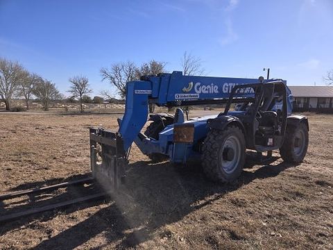 2018 SKYTRAK 8042 Forklift Variable Reach 8000# 40-49'