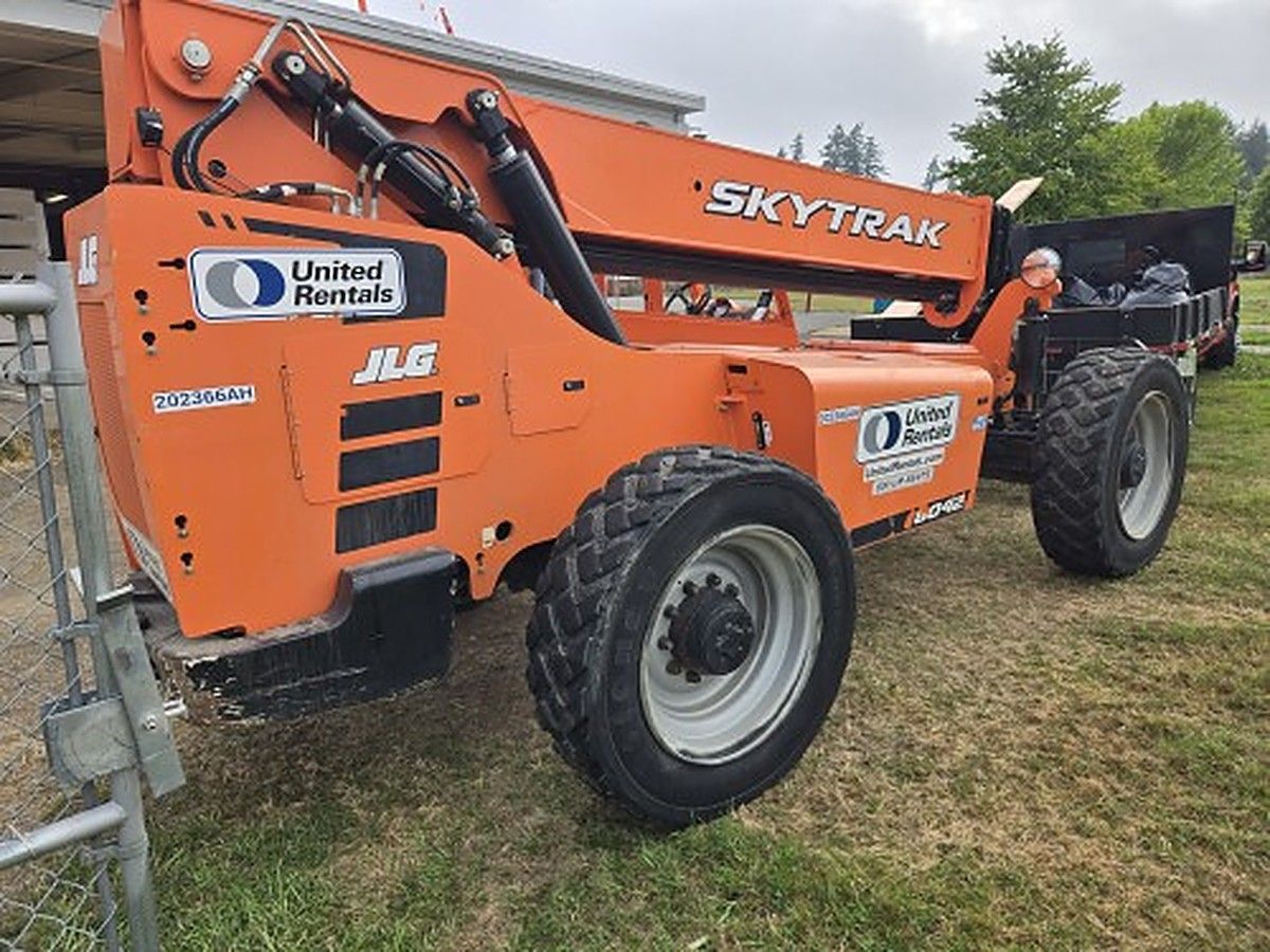 SKYTRAK 8042 photo 4