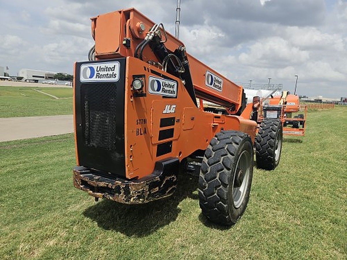 SKYTRAK 8042 photo 2