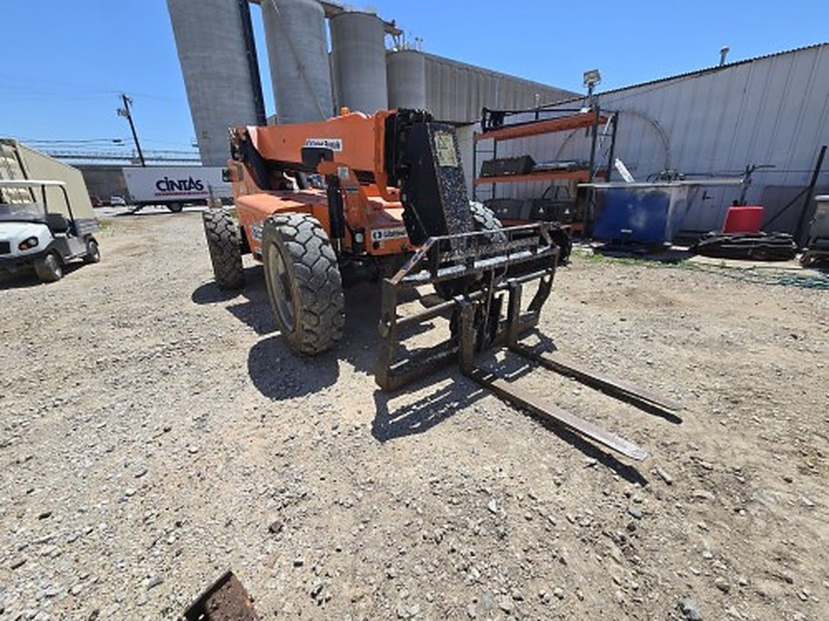 SKYTRAK 8042 photo 2