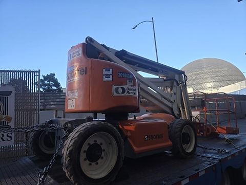 2018 SNORKEL A46JE Boom 43-46' Articulating Electric