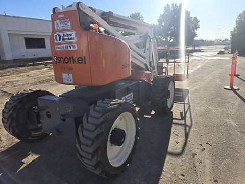 2018 SNORKEL A46JRT Boom 40-50' Articulating