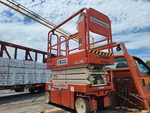 2018 SNORKEL S3219E Scissor Lift 19' Electric