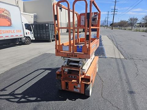 2018 SNORKEL S3219E Scissor Lift 19' Electric