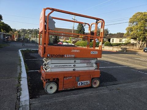 2018 SNORKEL S3219E Scissor Lift 19' Electric