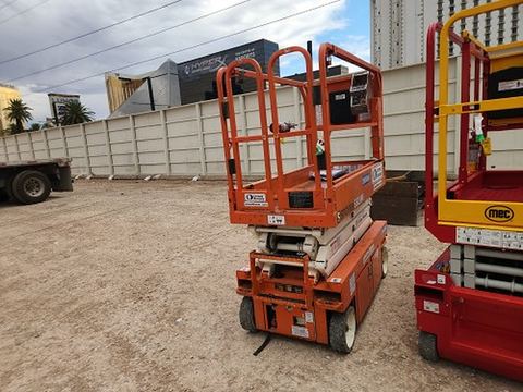 2018 SNORKEL S3219E Scissor Lift 19' Electric