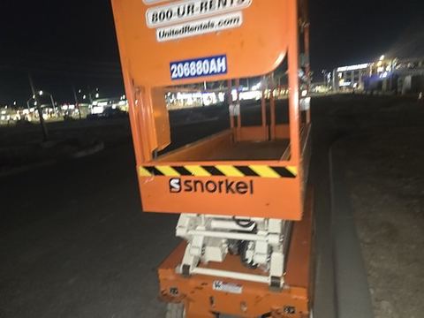 2018 SNORKEL S3219E Scissor Lift 19' Electric