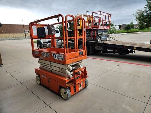 2018 SNORKEL S3219E Scissor Lift 19' Electric
