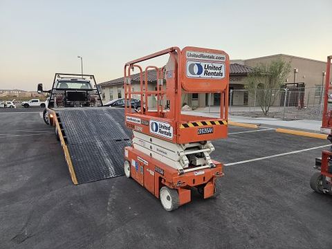 2018 SNORKEL S3219E Scissor Lift 19' Electric