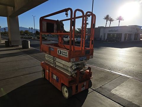 2018 SNORKEL S3219E Scissor Lift 19' Electric