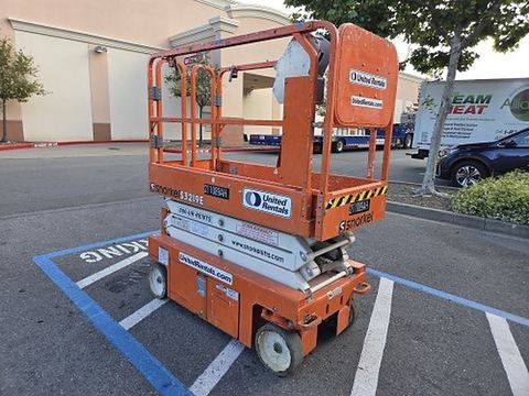 2018 SNORKEL S3219E Scissor Lift 19' Electric