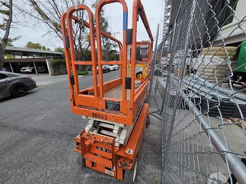 2018 SNORKEL S3219E Scissor Lift 19' Electric