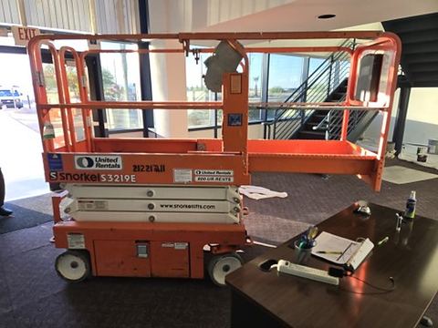 2018 SNORKEL S3219E Scissor Lift 19' Electric