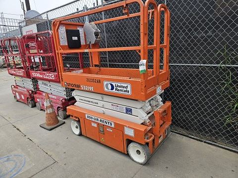 2018 SNORKEL S3219E Scissor Lift 19' Electric