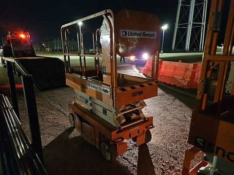 2018 SNORKEL S3219E Scissor Lift 19' Electric