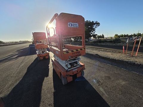 2018 SNORKEL S3219E Scissor Lift 19' Electric