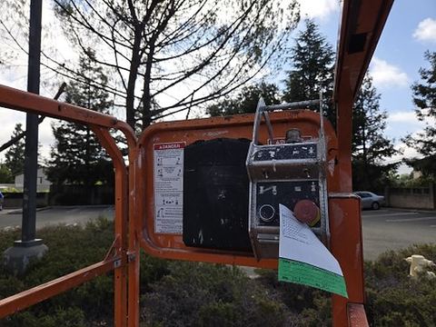 2018 SNORKEL S3219E Scissor Lift 19' Electric