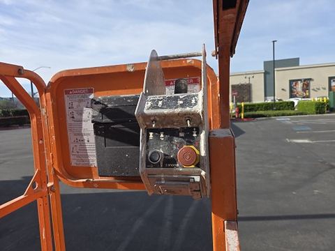 2018 SNORKEL S3219E Scissor Lift 19' Electric