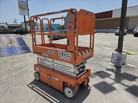 2018 SNORKEL S3219E Scissor Lift 19' Electric