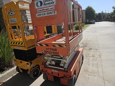 2018 SNORKEL S3219E Scissor Lift 19' Electric