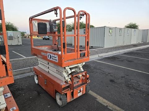 2018 SNORKEL S3219E Scissor Lift 19' Electric