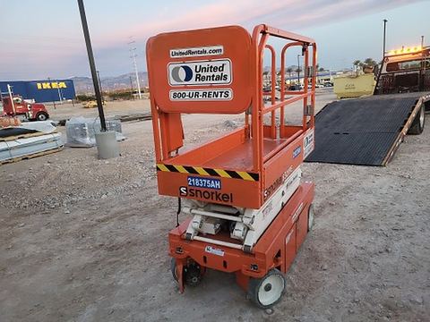 2018 SNORKEL S3219E Scissor Lift 19' Electric