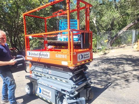 2018 SNORKEL S3219E Scissor Lift 19' Electric