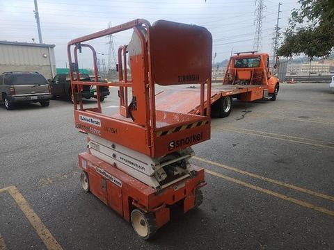 2018 SNORKEL S3219E Scissor Lift 19' Electric