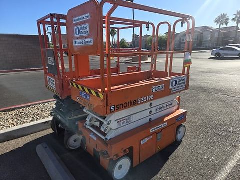 2018 SNORKEL S3219E Scissor Lift 19' Electric