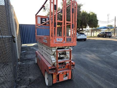 2018 SNORKEL S3226E Scissor Lift 24-26' Electric 30-36" Wide
