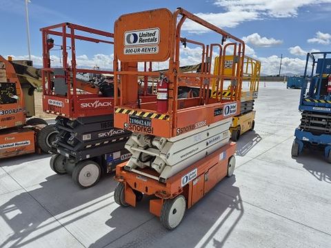 2018 SNORKEL S3226E Scissor Lift 24-26' Electric 30-36" Wide